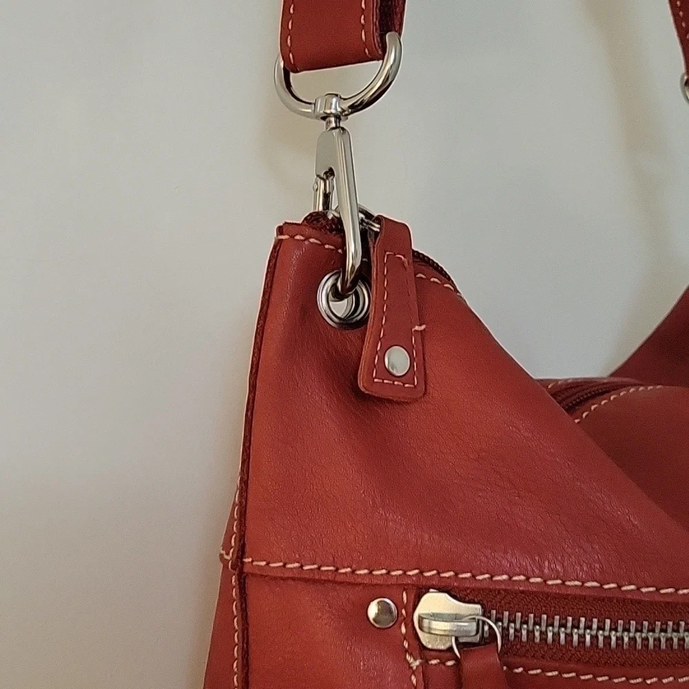 VTG FOSSIL 1990s Sutter Tomato Red Soft Pebbled Leather Hobo Bag